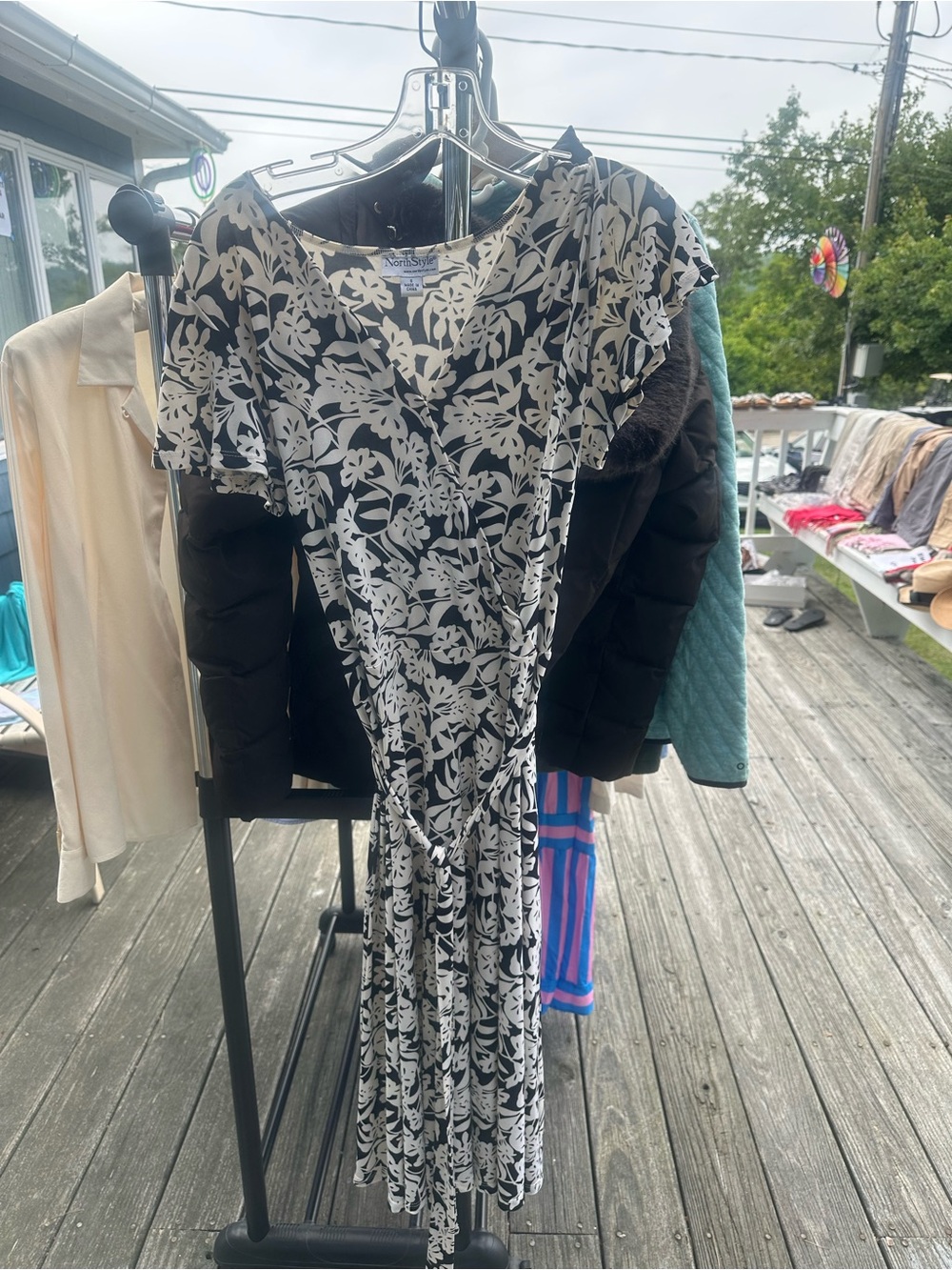 NorthStyle Black and White Floral Midi Dress